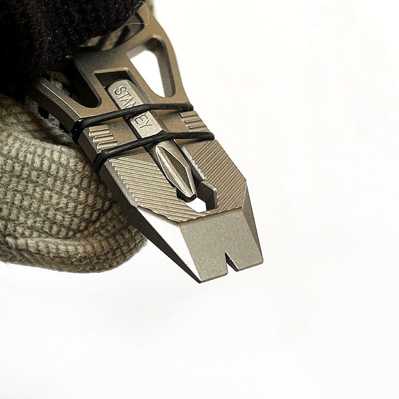 Titanium Alloy Keychain Pry Bar Crowbar Bottle Opener Outdoor Multi EDC Tools