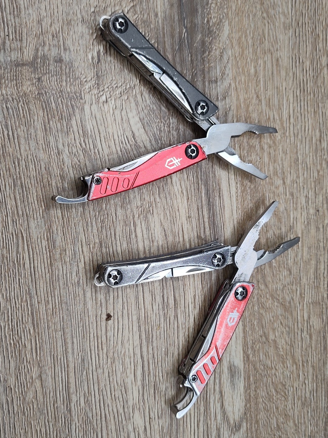 Lot W 2 Gerber Dime Multi Tool Pliers Knife Tools