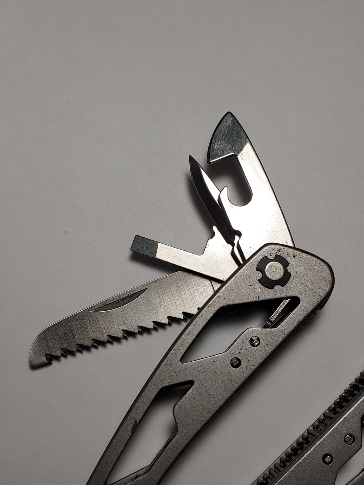 Stanley Multi Tool with Pliers Blade File Saw