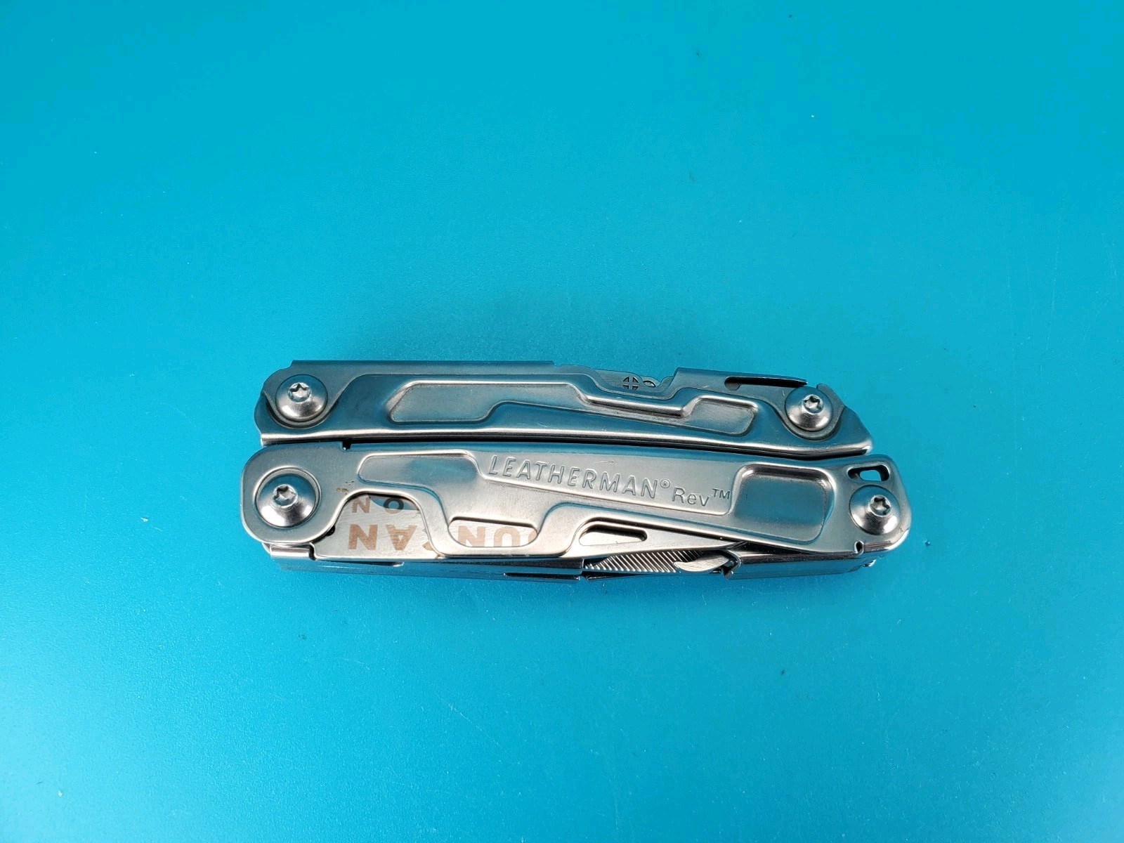 Leatherman Rev 3.8″ Multi-Tool, Stainless! *DUNCAN AVIATION*