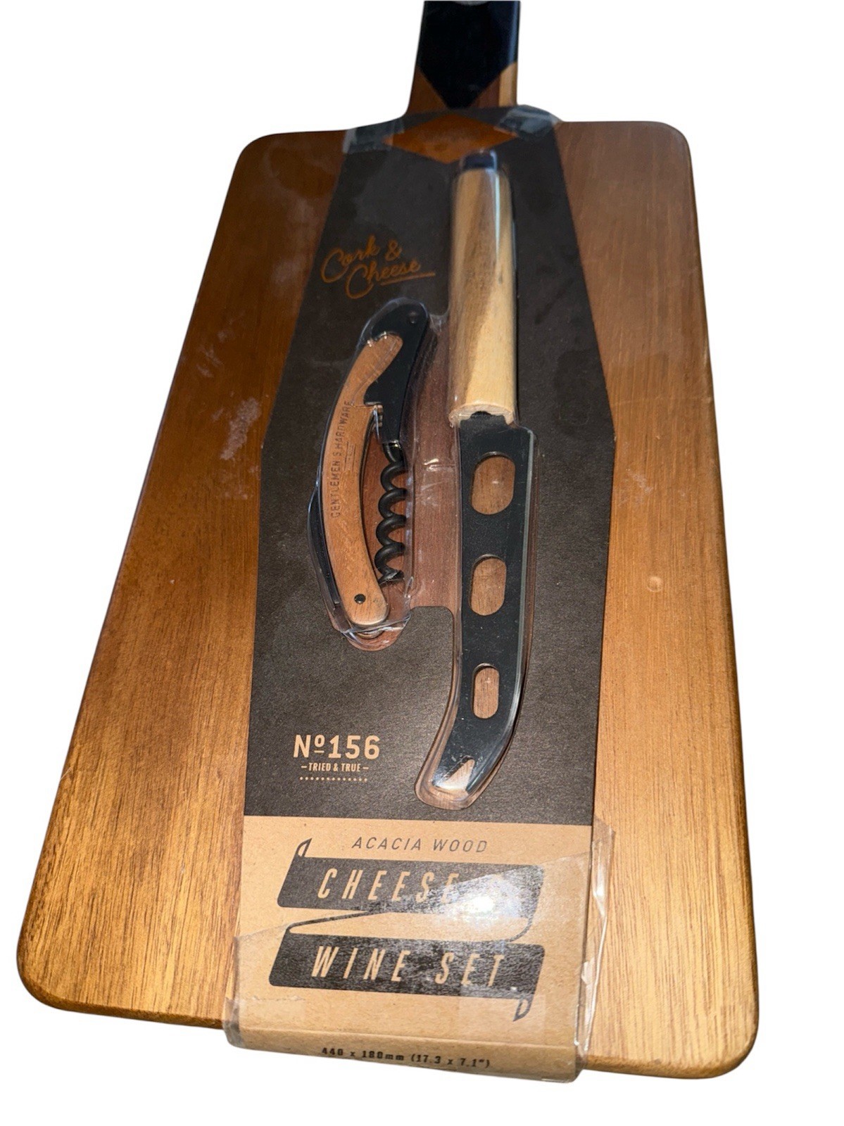 Gentlemen’s Hardware Cheese Board & Wine Set No 156 New