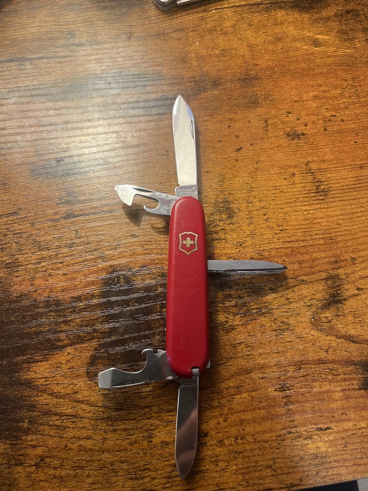 Victorinox Swiss Army Officer Suisse Red 6-Tool Multi-Tool w/ Pocket Clip