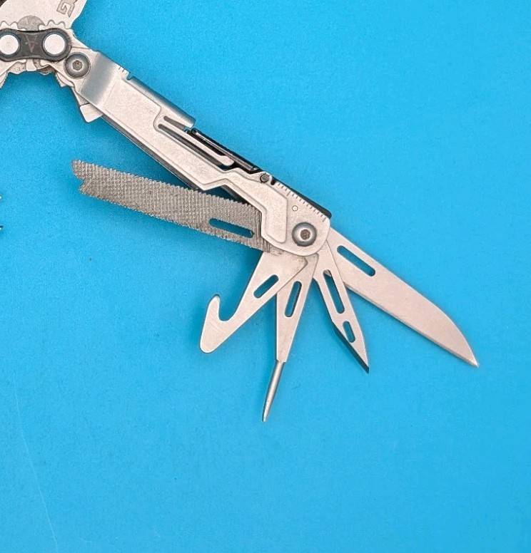 SOG PowerPint Tool Compact Lightweight Silver Multi-Tool!