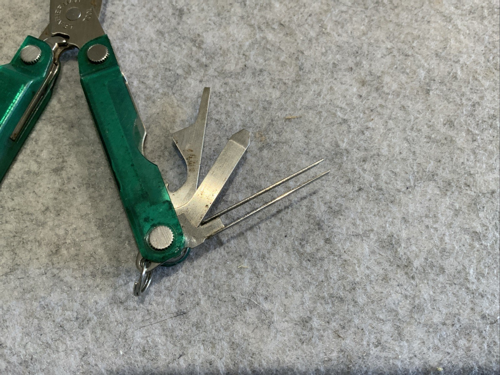 Leatherman Micra Multi Tool Green Transparent Plastic Coating Scissors Knife
