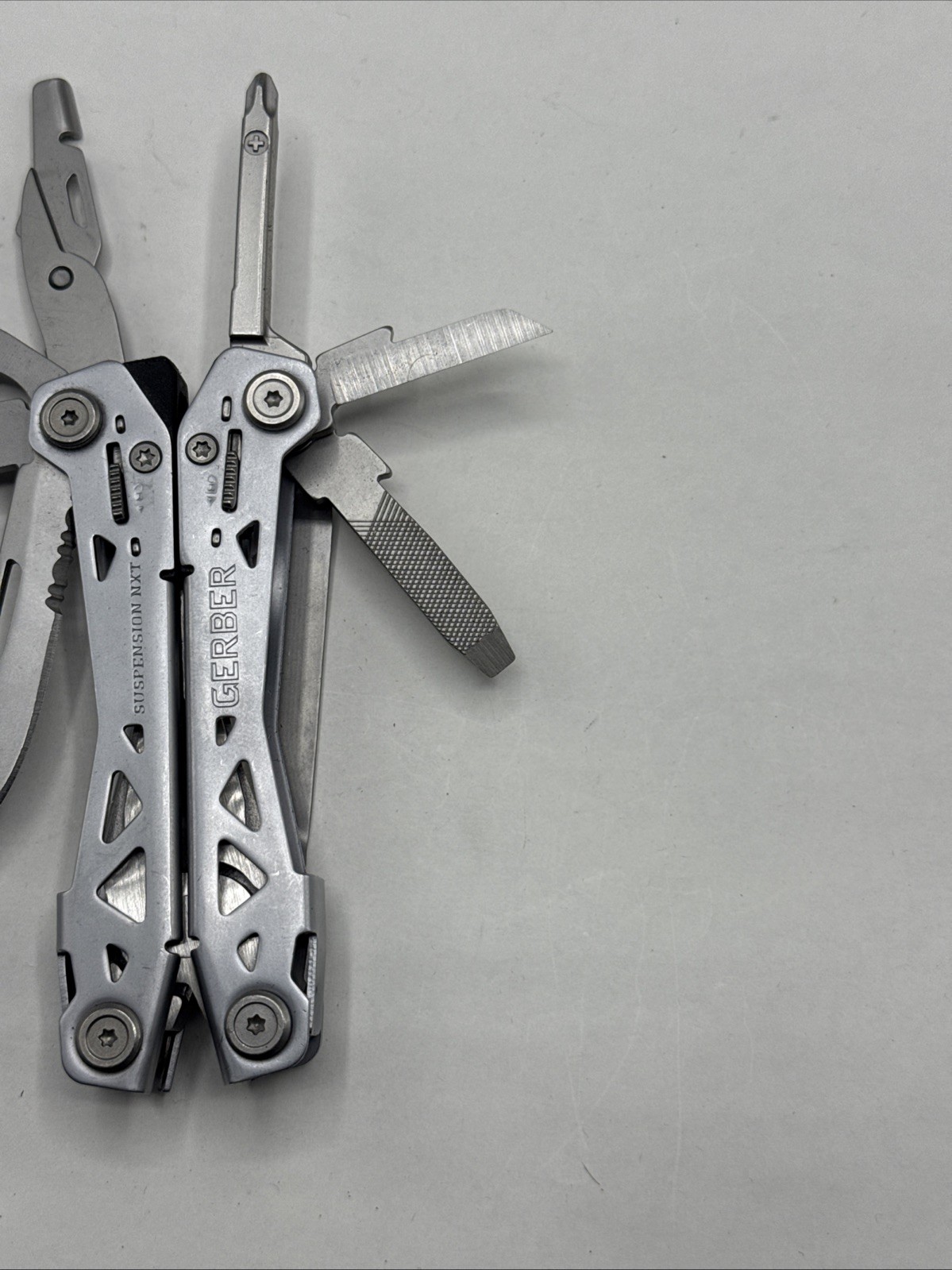 Gerber Suspension NXT & Paraframe II Knife Combo – Silver & Ti Grey