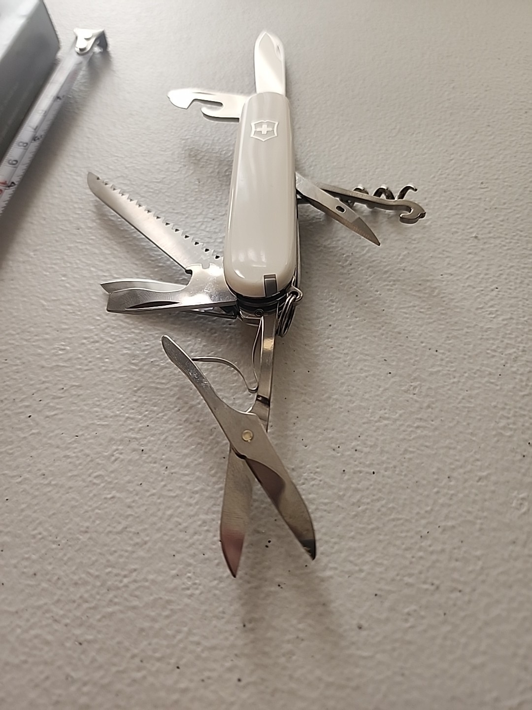 Victorinox Huntsman Camping Multi-Tool – White (1.3713.7)