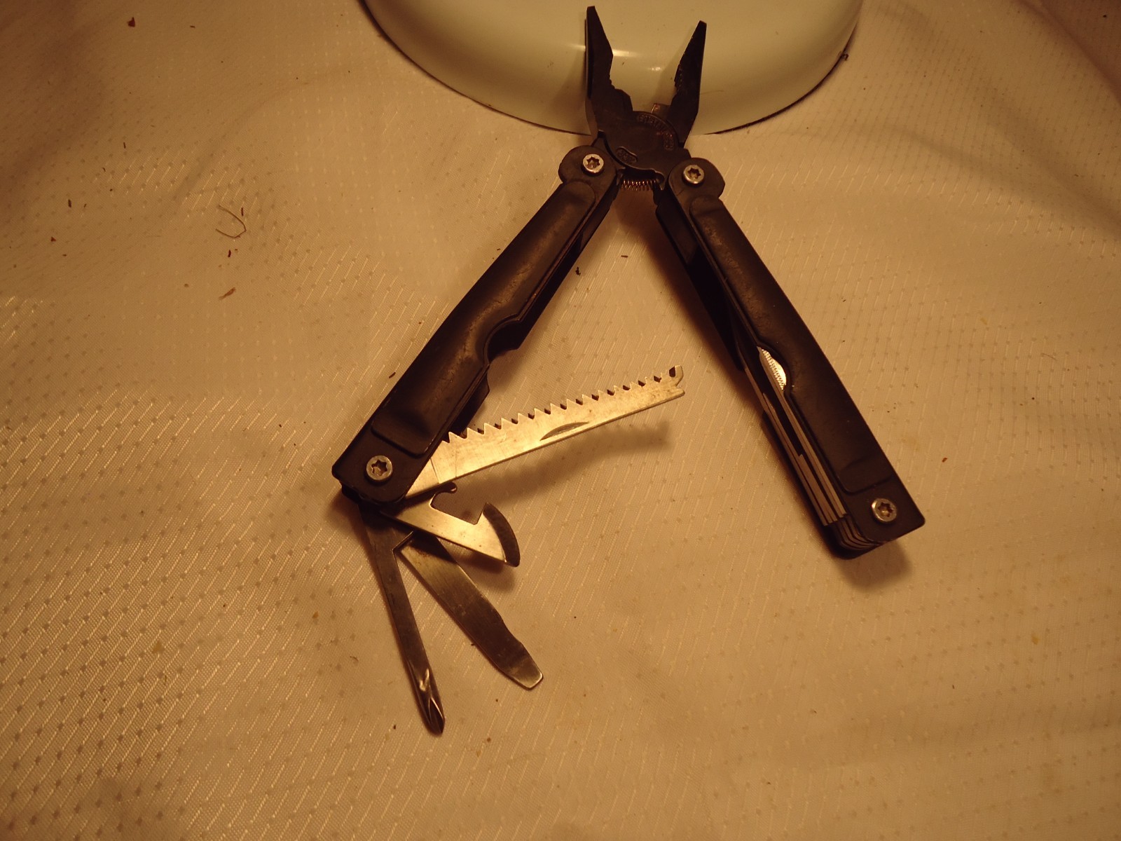 Eddie Bauer 10-1 Tool with leather case 4.5×1.5 /stainless steel