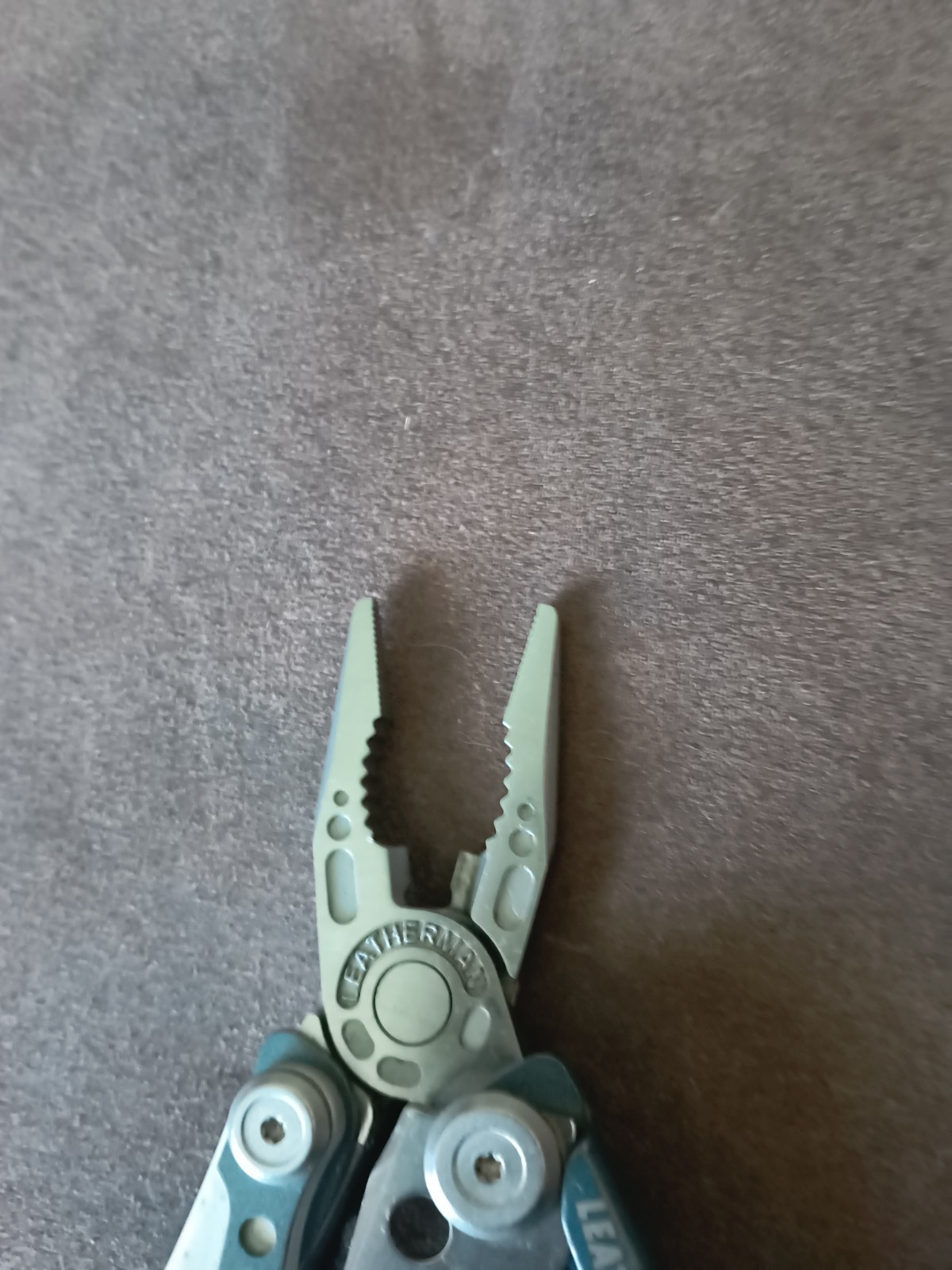 Leatherman Skeletool Stainless Steel Multi-Tools Denim Blue 05/23 Discontinued