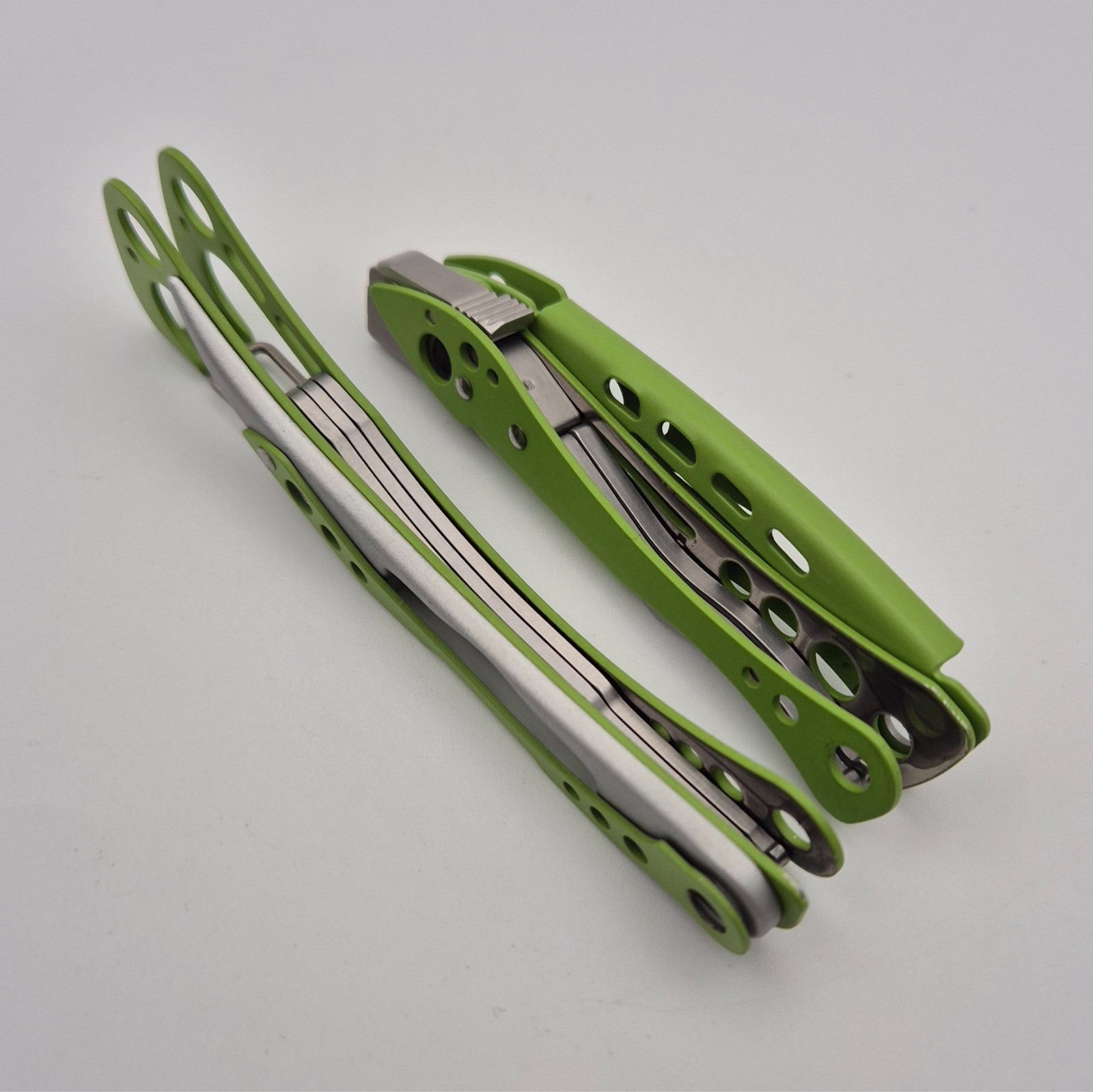 Leatherman Skeletool – Moss Green Frames (Full Set) – New Genuine Mod Part