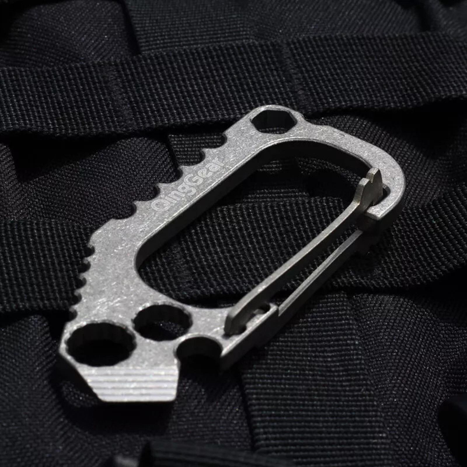 Titanium Alloy Keychain Carabiner Bottle Opener EDC Crowbar 88*40mm Multi Tool