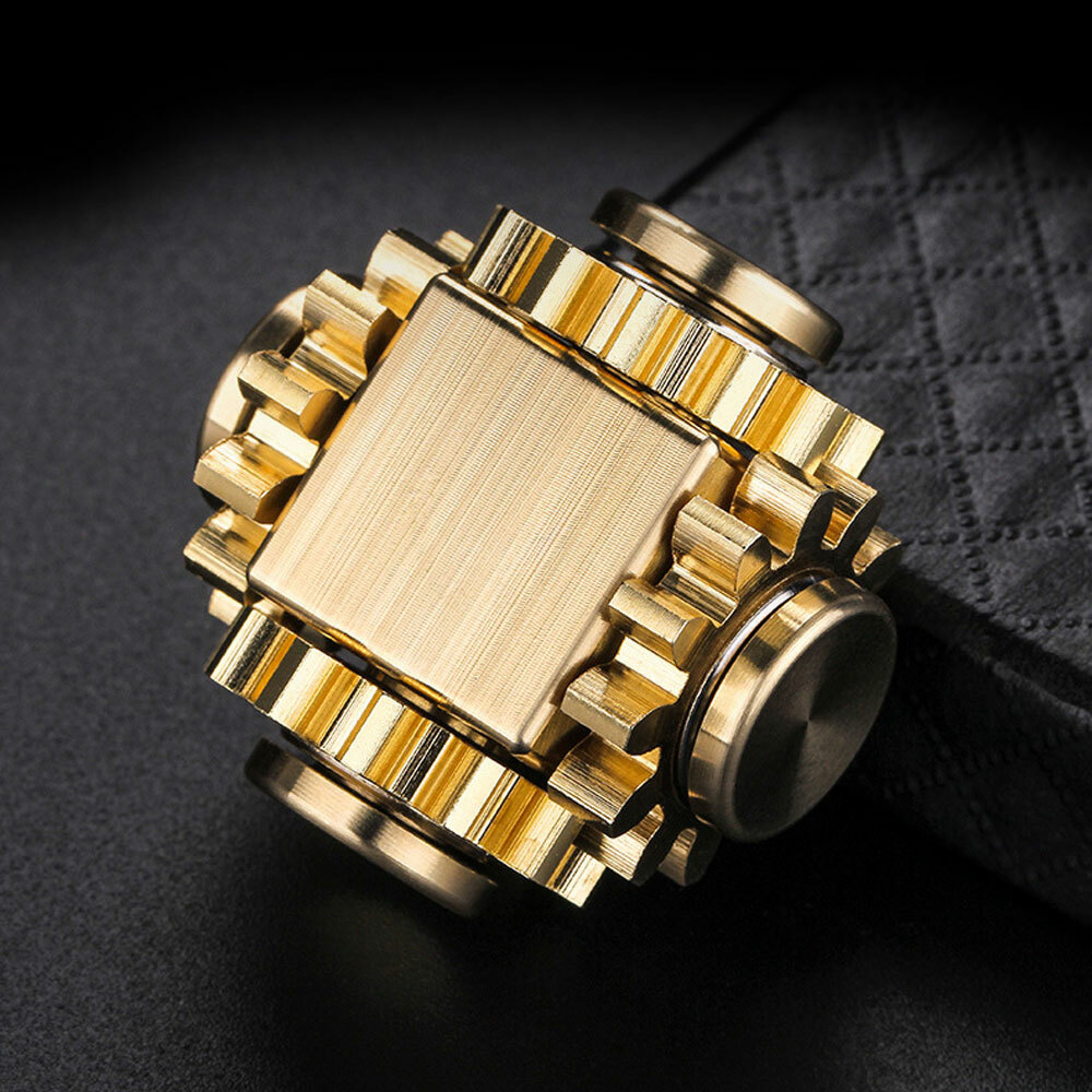 EDC Gear Linkage Brass Gyroscope Fingertips Spinning Top Gearwheel Gyro Toy Tool