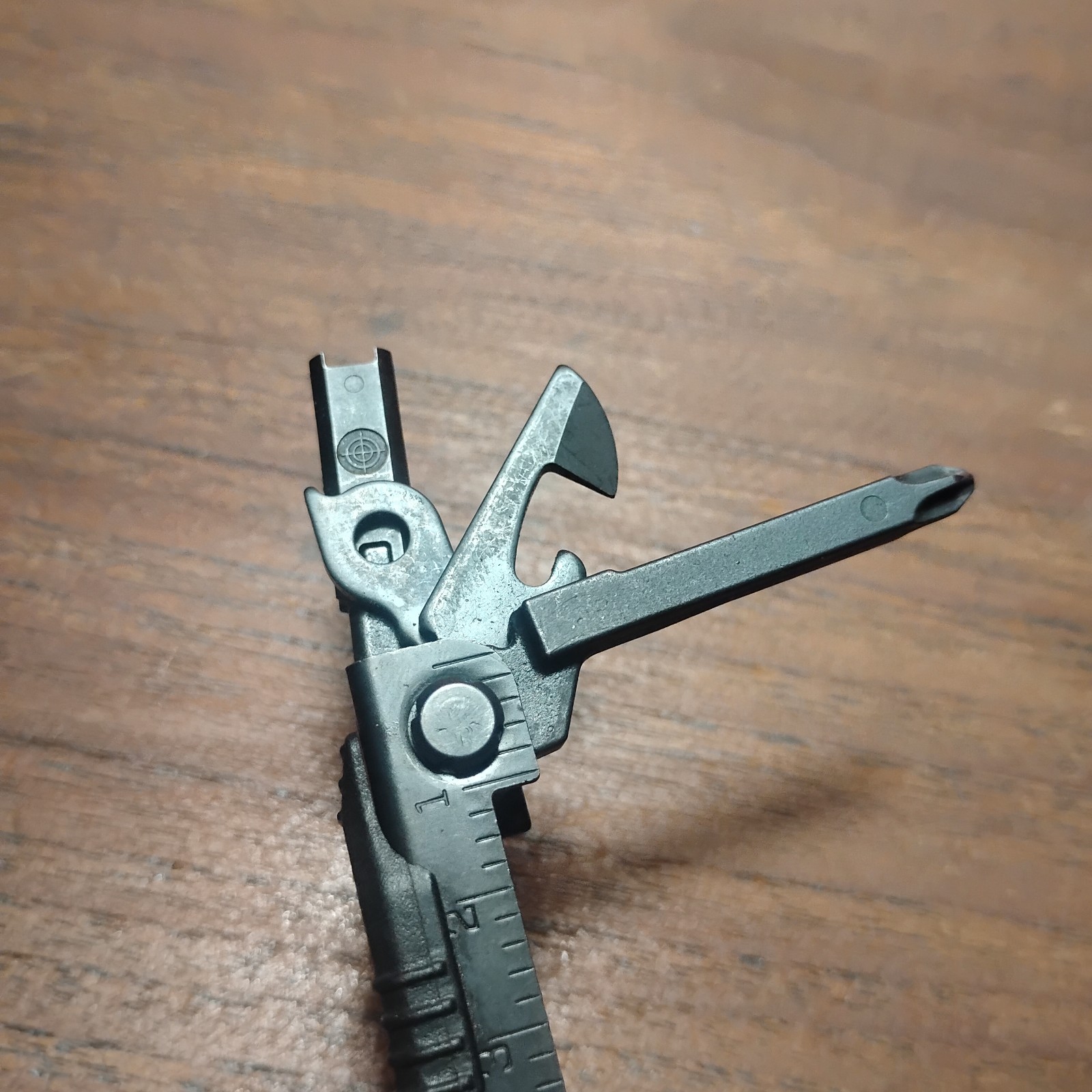 Gerber Multiplier MP600ST (Sight Tool) Black Oxide Multi-Tool Needle Nose Pliers
