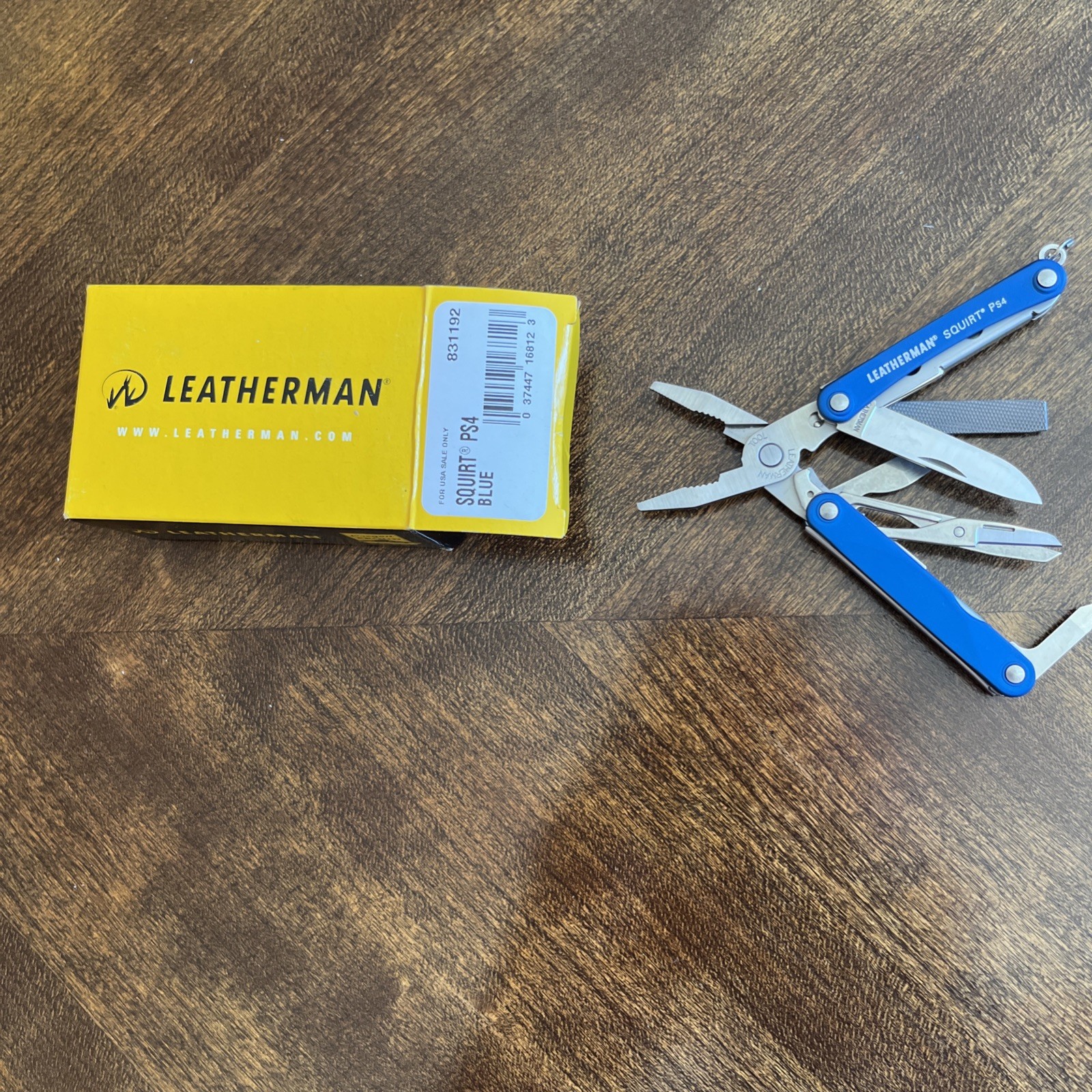 New in Box – Leatherman SQUIRT PS4 Multi-Tool With Pliers Scissors Knife BLUE!