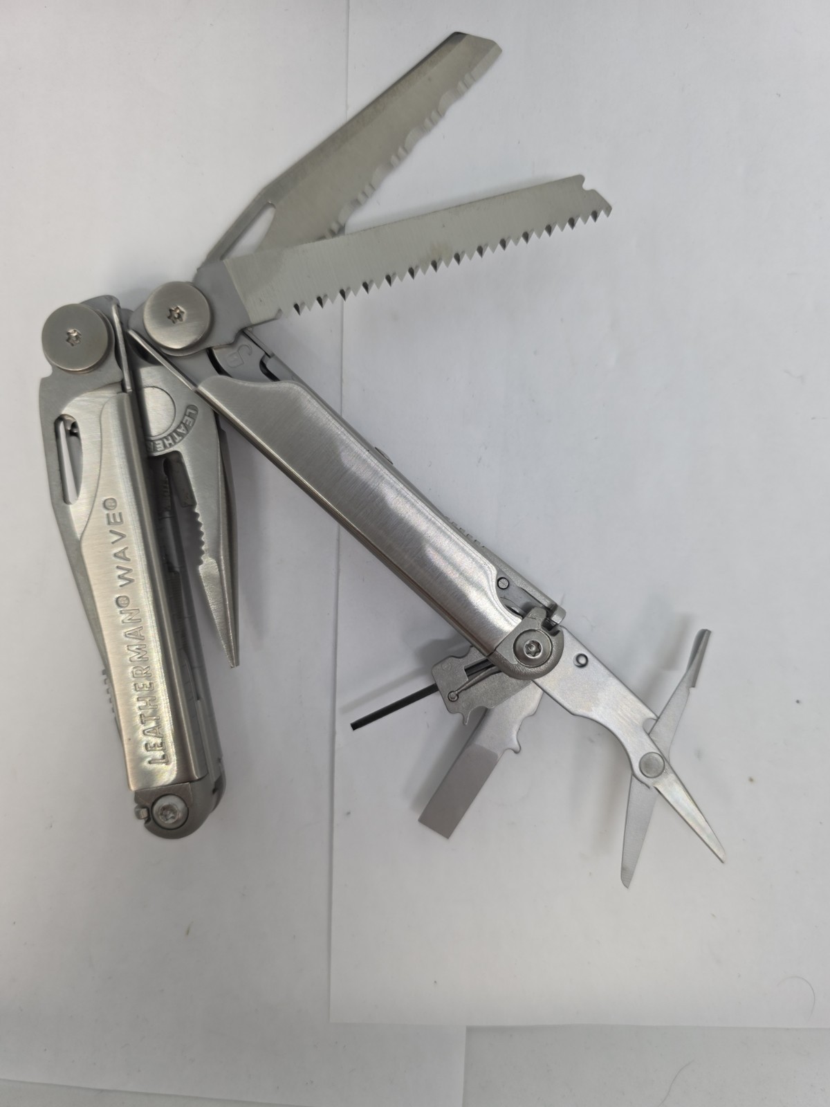 Leatherman Wave Multi-Tool Stainless, Knife, Pliers, with Nylon Sheath, USA