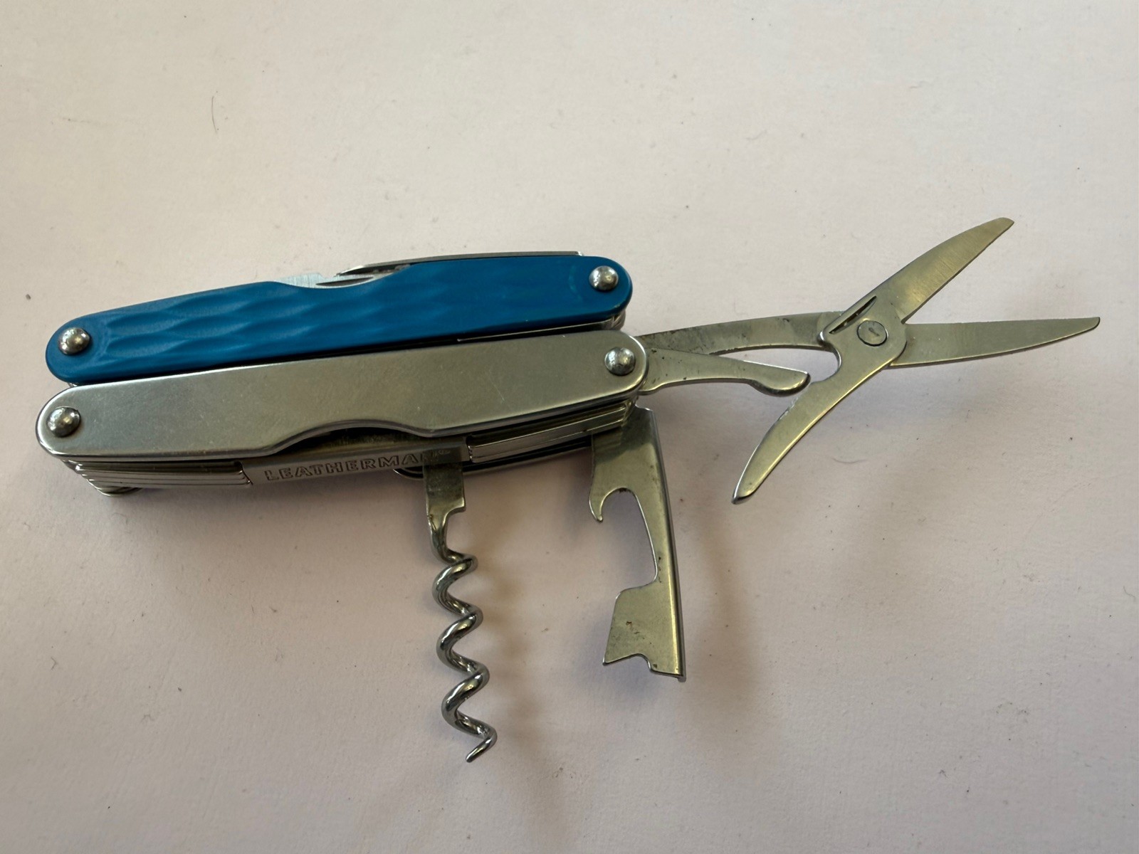 Leatherman Juice CS4, Great EDC – Rare, Discontinued Blue Gen 2