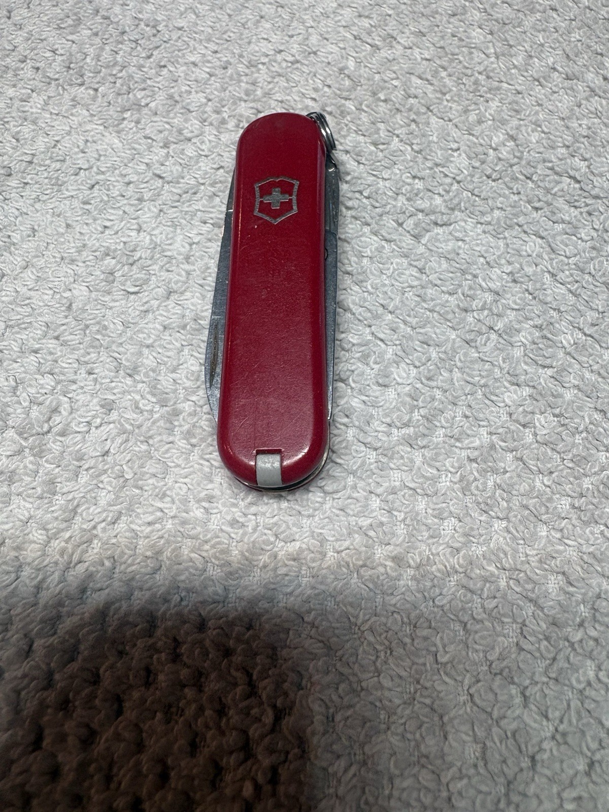 Victorinox Classic SD Swiss Army Knife Red 5-Tool Keyring 2-1/4”