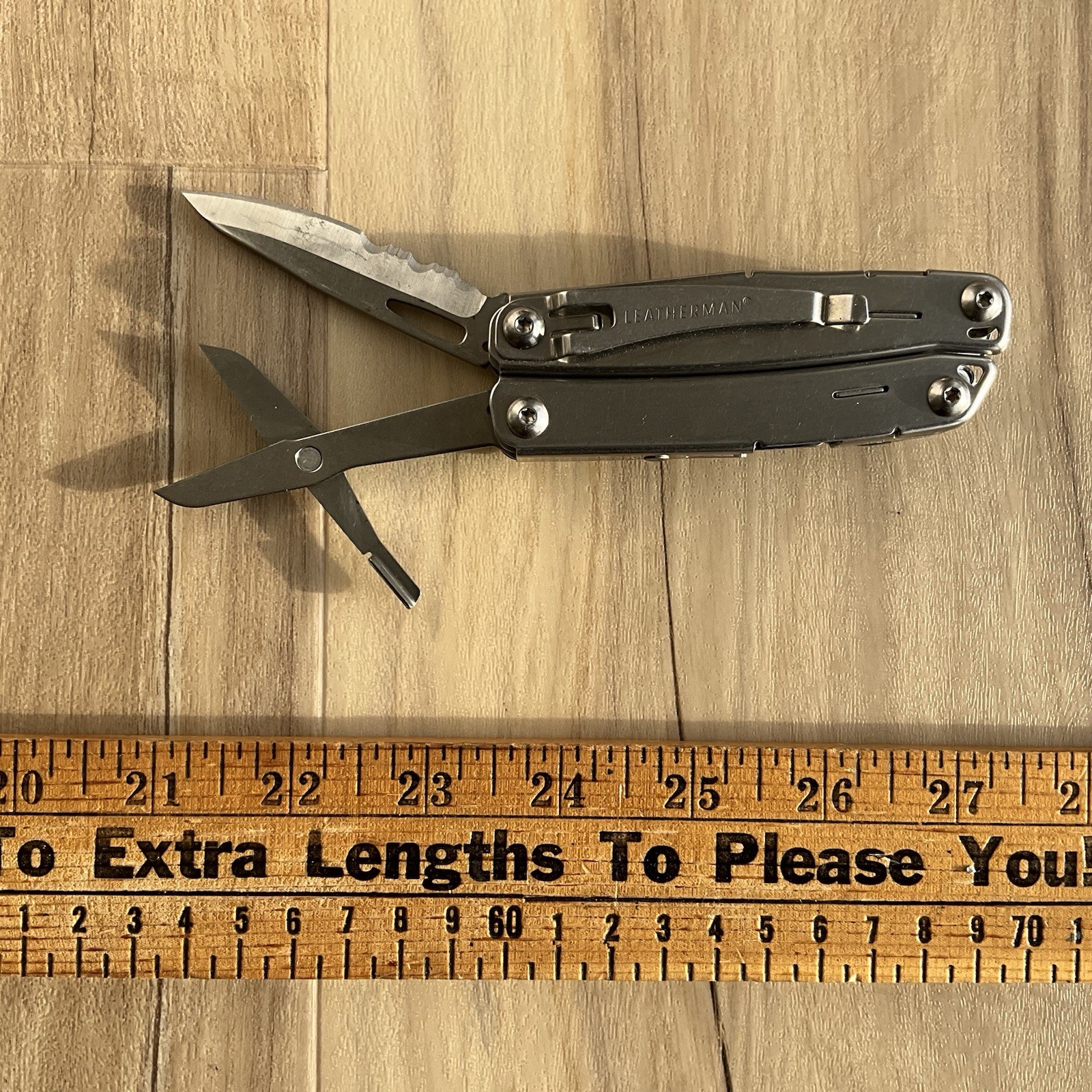 Leatherman Wingman Multi Tool EDC Good Condition Multi-Tool Partially Serrated