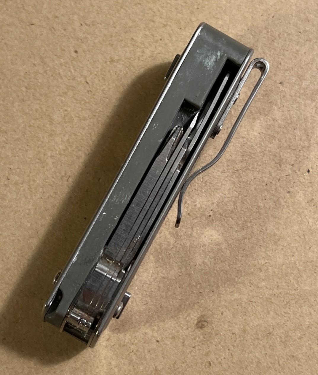 Leatherman Free T4 Stainless Discontinued