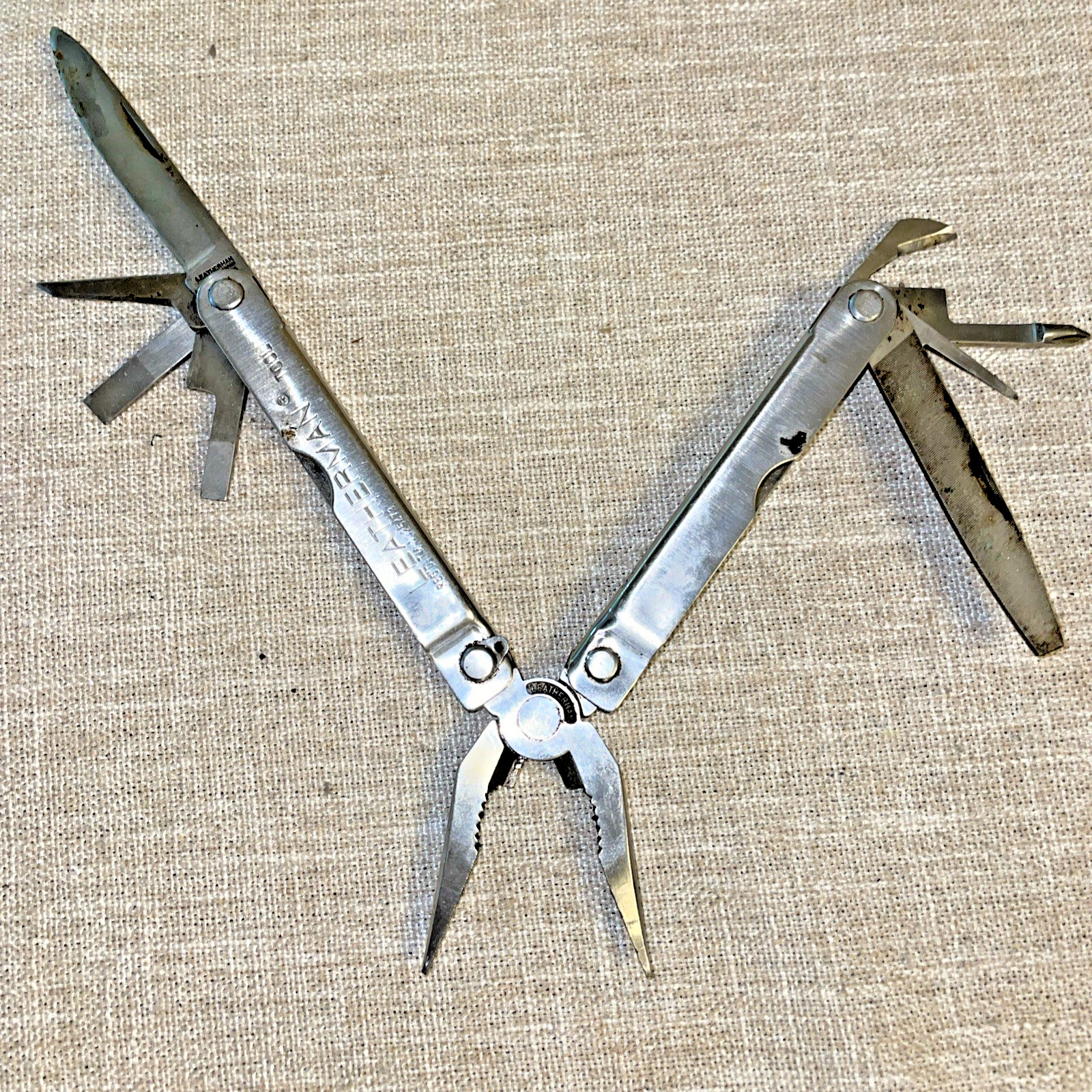Vintage Leatherman 9 Multi Tool With Sheath. USA Made Pat. 1325473
