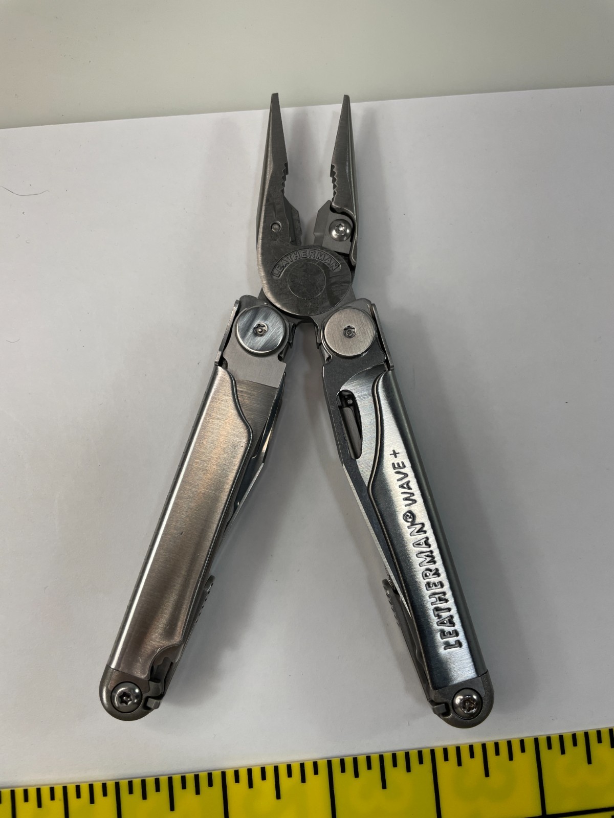 Leatherman Wave Multi-Tool 18-in-1 Stainless Steel