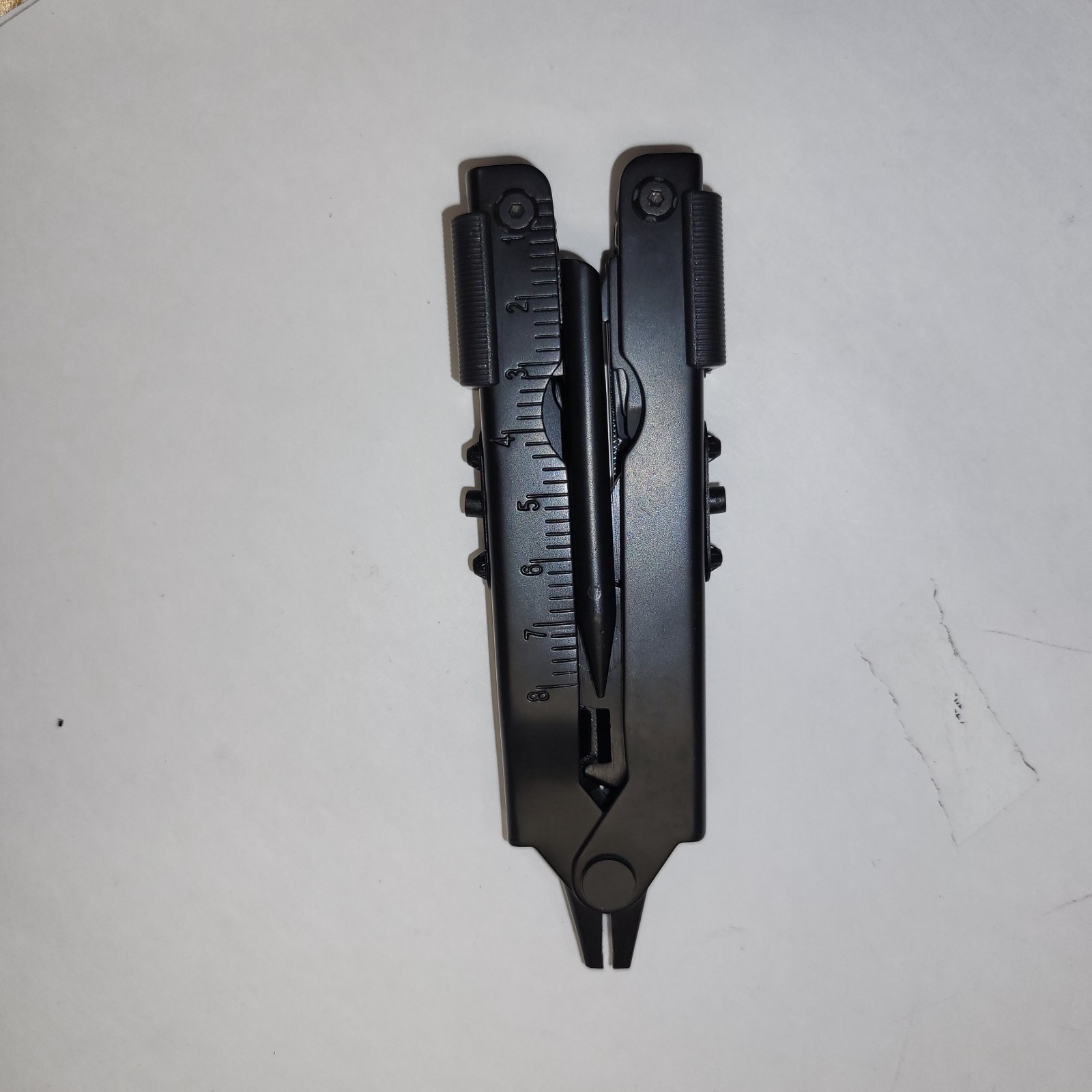 Multi tool 10 Tool Pliers Knife Screwdrivers Bottle Opener File Measure + Case