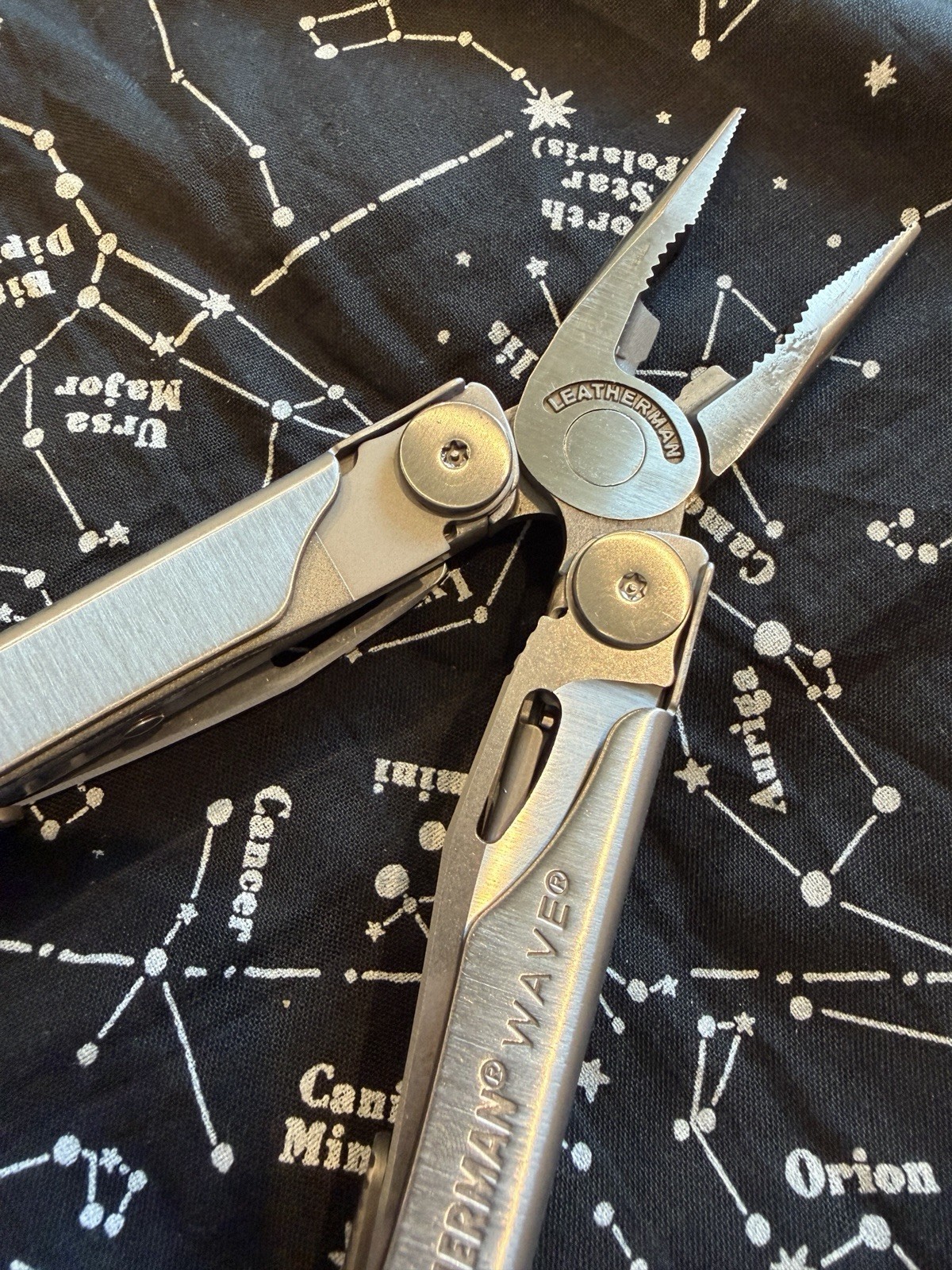 Leatherman Wave Multi-Tool 2nd Gen Stainless Steel Non-replaceable Wire Cutters
