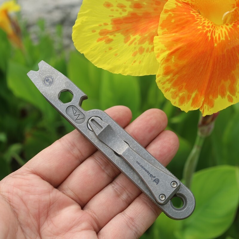 EDC Titanium Pry Bar Crowbar Bottle Opener Portable Pocket Outdoor Multi Tools