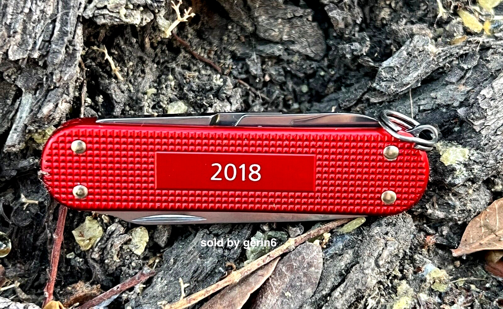 Swiss Army Knife, L.E. Berry Red Classic Alox Victorinox 0.6221.L18 New In Box