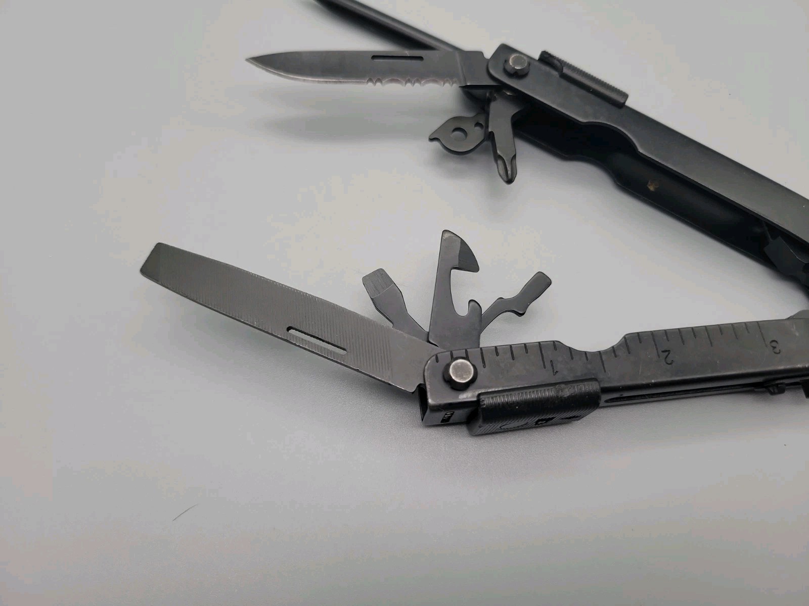 Gerber DET MP600 Multi-Plier Multi-Tool – DISCONTINUED – C-4 Punch, Cap Crimper