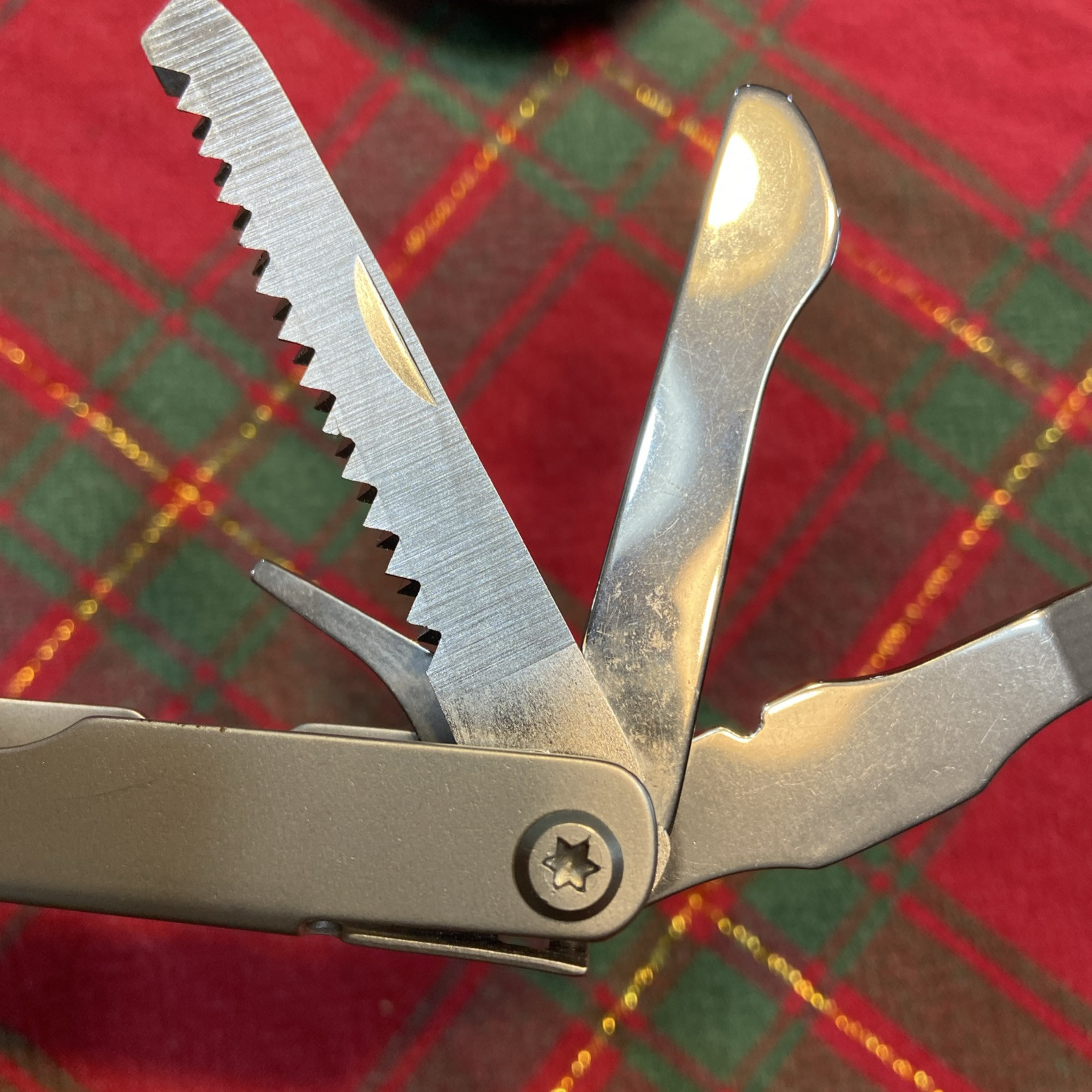 Schrade Tough Tool USA Multi-tool w/SHEATH
