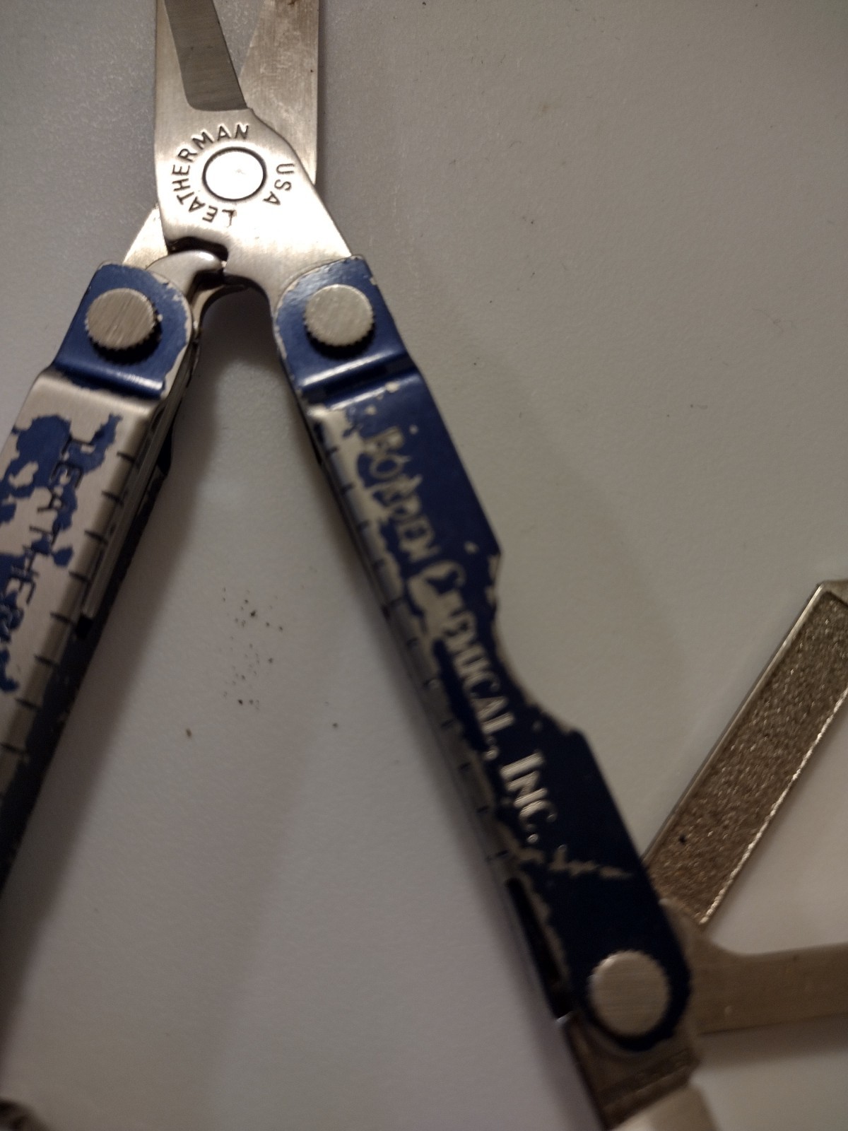 Leatherman Micra 10 in 1 Multitool Stainless Steel Hiking Camping Fishing Blue