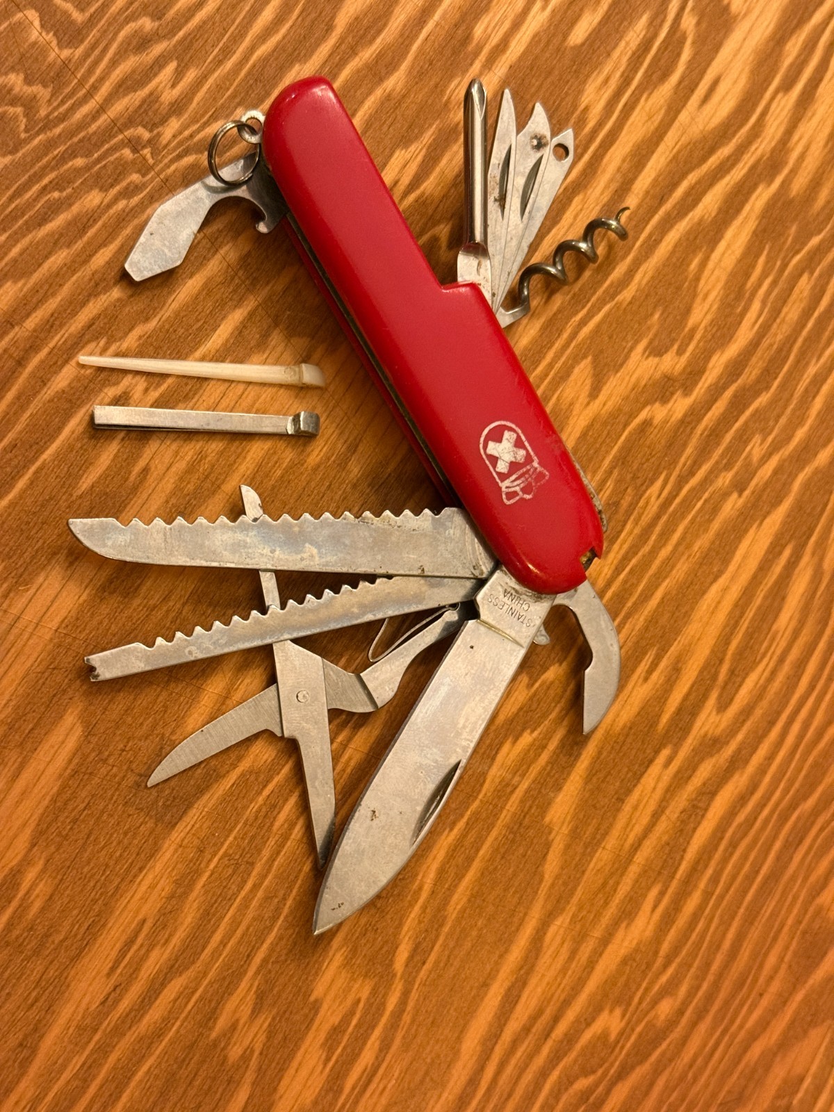 Royal Crest 16 Function Pocket Knife Multi Tool Red