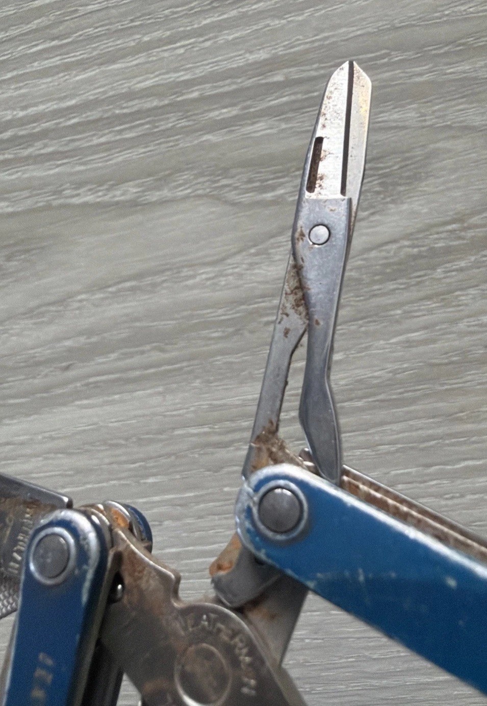 Leatherman Squirt PS4 MultiTool Knife File Lot-2 Scissors Broken Rusty Parts