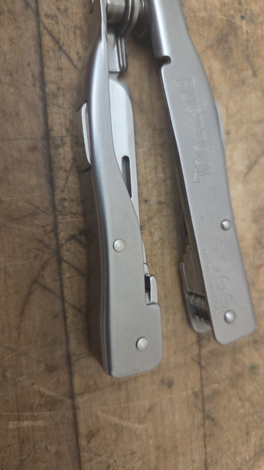 Vintage 1998 – BUCK KNIVES BUCKTOOL – MODEL 360 USA NICE!