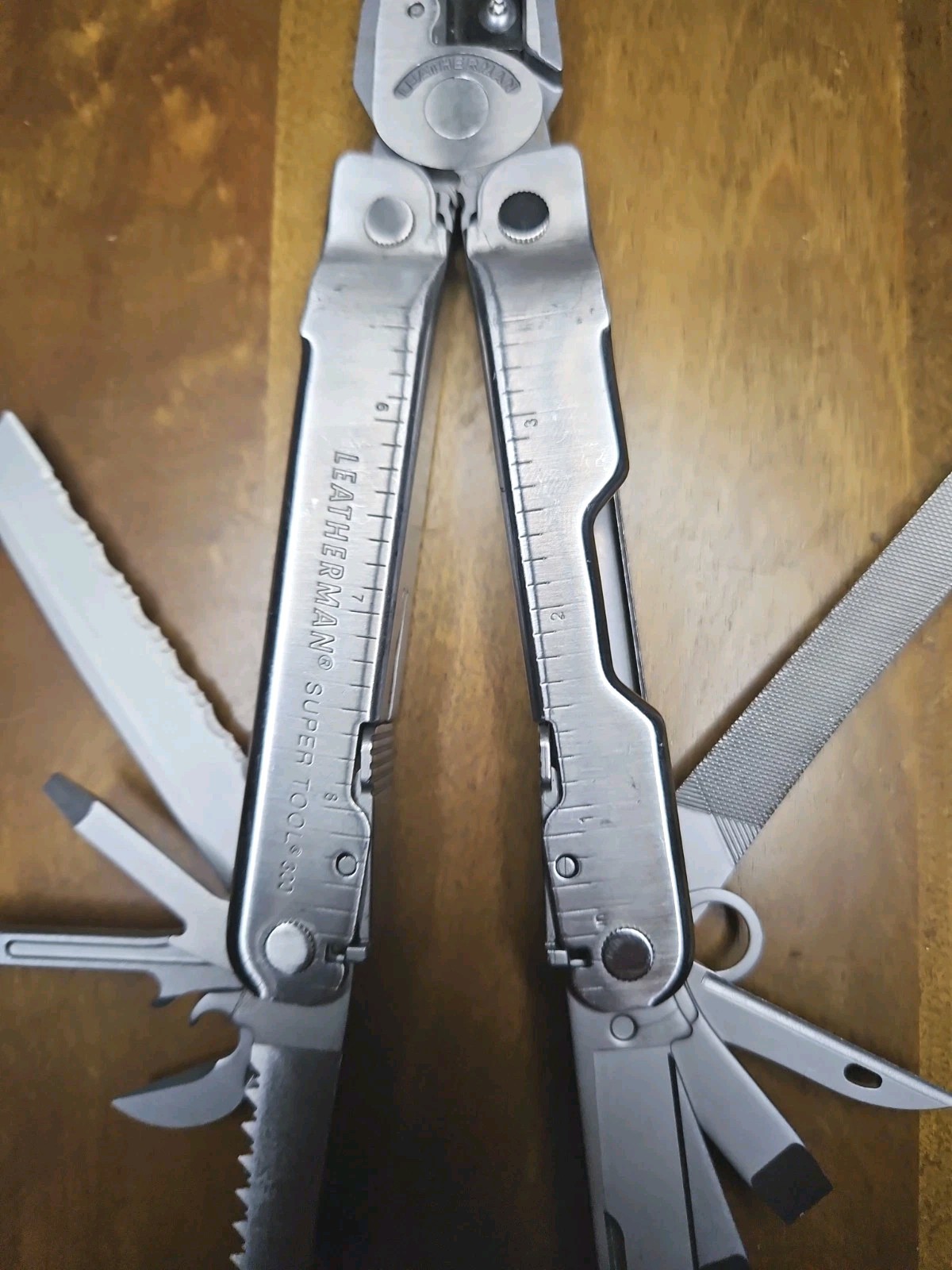 Leatherman Super Tool 300 Multitool w/Leather Sheath Excellent EDC