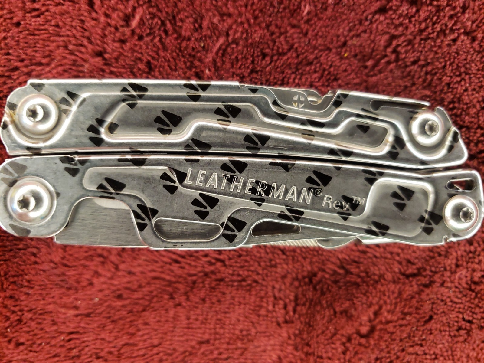 Leatherman Rev Multi Tool Knife Pliers Earlytrade print