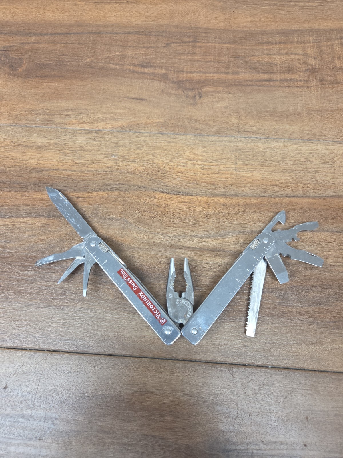 Victorinox (Swiss Army) Swiss Tool Multi Tool – Pliers *no Sheath