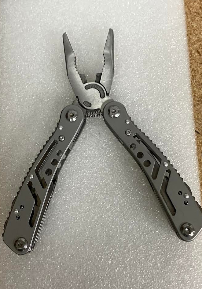 Multi Tool Pliers Stainless Steel 24-in-1 Multipurpose Pocket Tool Portable NIB