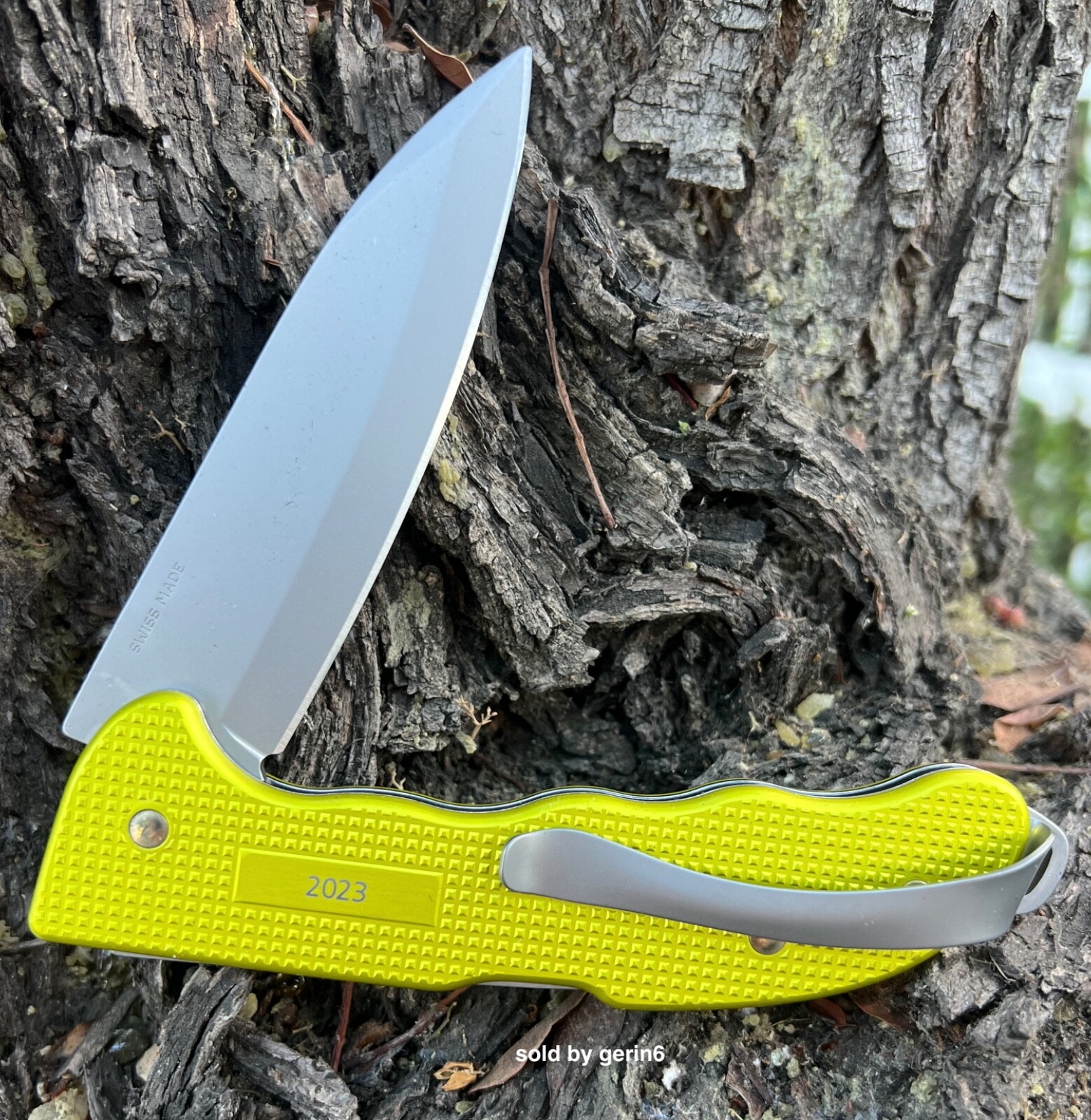 Swiss Army Knife Hunter Pro Limited Edition 2023 Yellow Victorinox 0.9415.L23