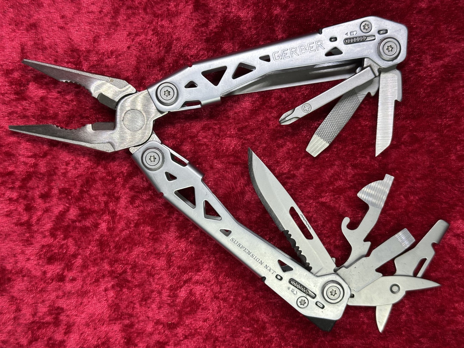 Gerber Suspension NXT Stainless Multi-Tool Pliers No Sheath Random Pick (119)