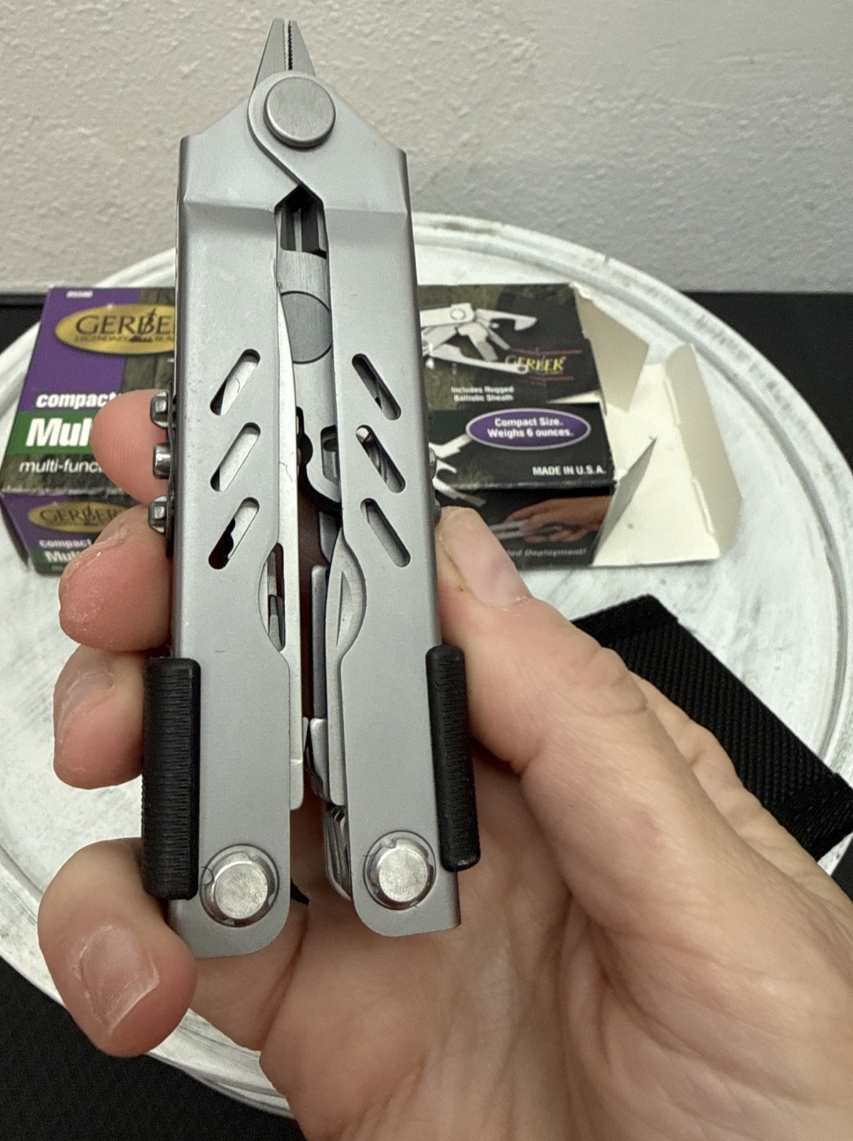 Gerber Fisherman Multi-Plier Multi Tool MP400 Compact Sport Brand New In Box