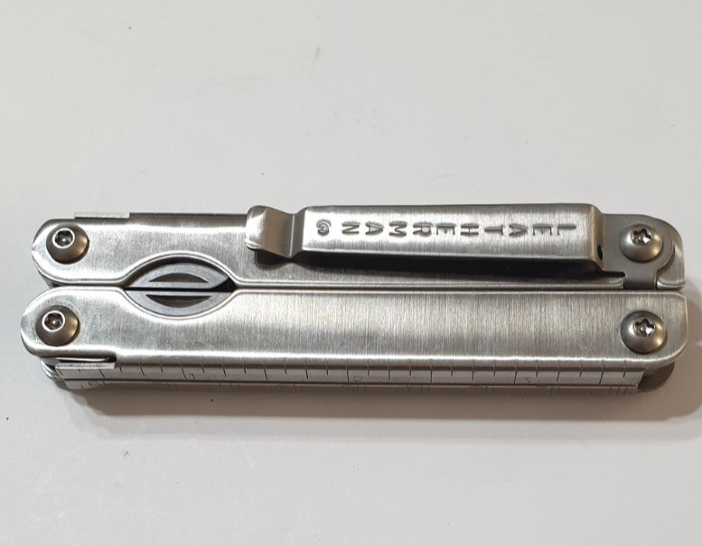 🔥🔥 Leatherman Squirt PS4 Red Rare Retired Used Multi Tool Keychain Collectable