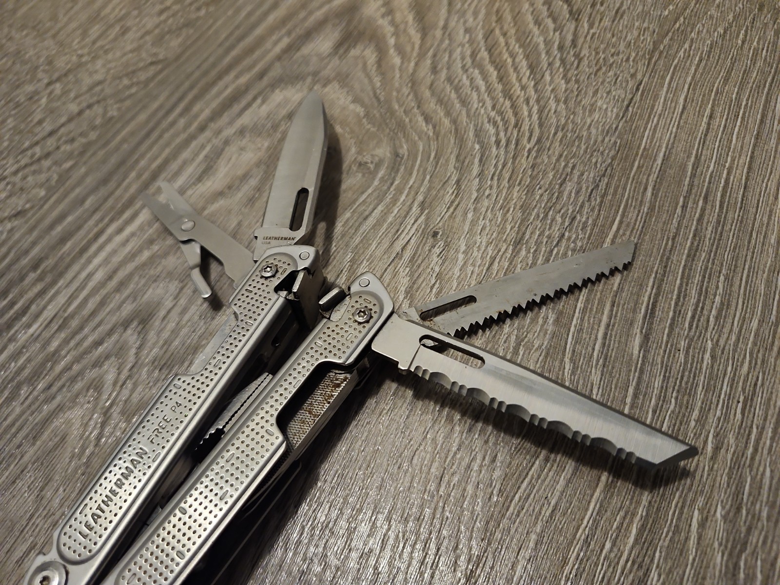 Leatherman Free P4 Multi-Tool – Used, Good Condition, Discontinued