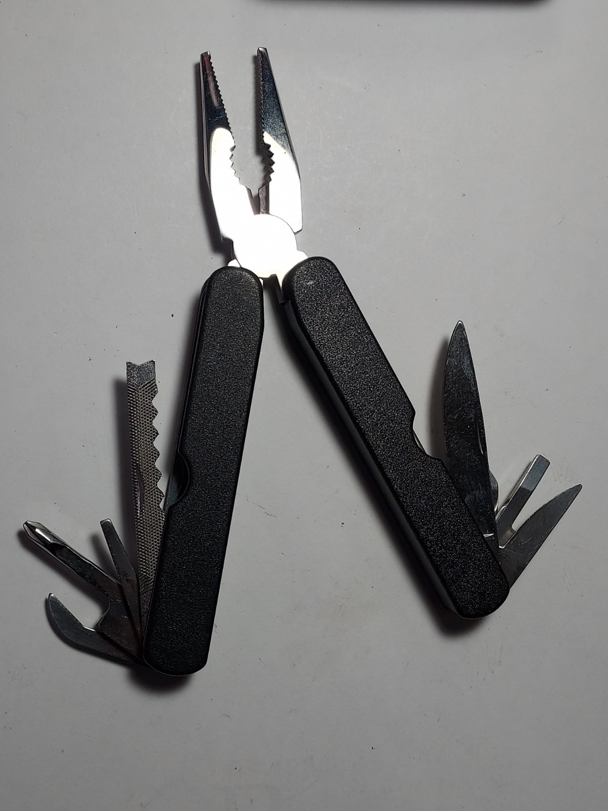 Black Multi Tool printed STAY ARMY 304TH MI BN – Pliers, Blade