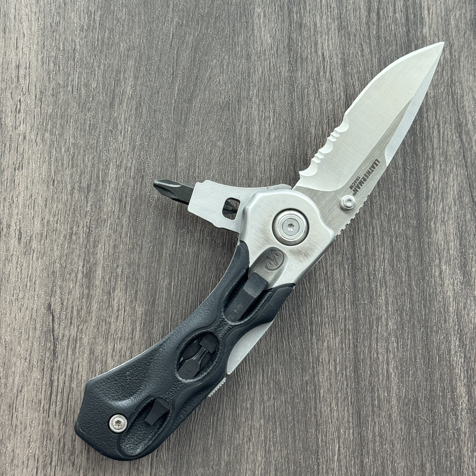 Leatherman K503X Multitool (Similar to K500X K502X K-Series). Combo 154CM Blade