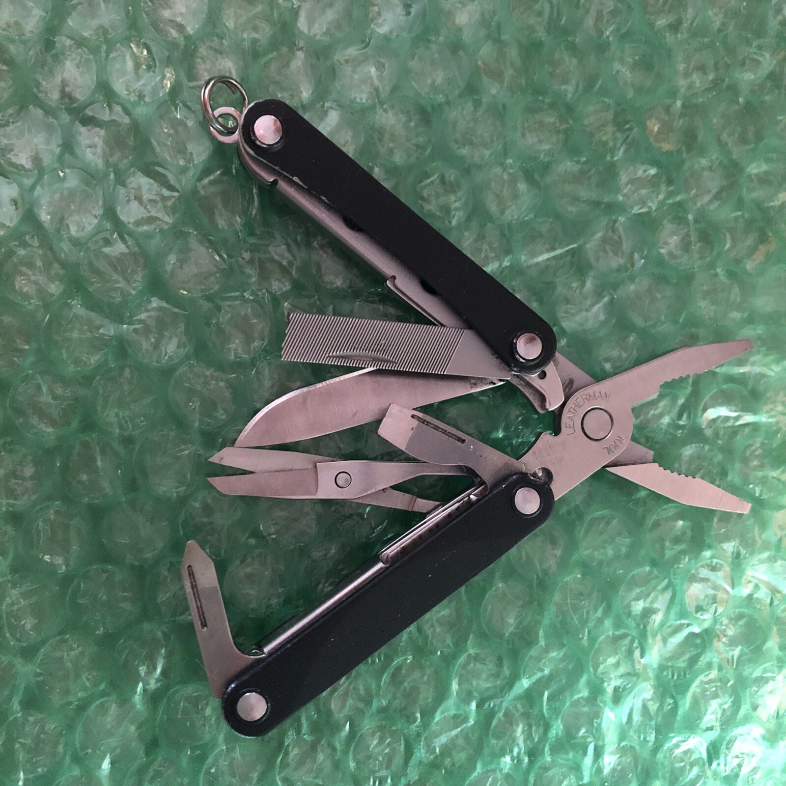 Leatherman Squirt PS4 Black Aluminum 8 Tool Multi-Tool Plier Retired *READ*