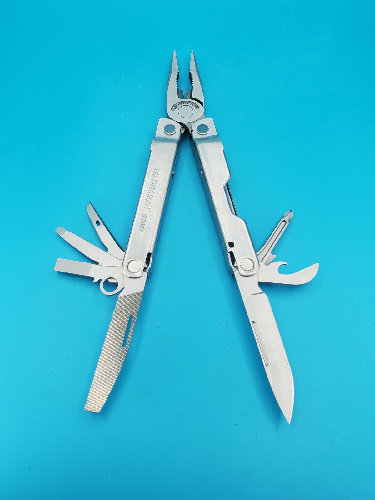 LEATHERMAN Bond Multitoo! With Sheath! BIG-D CONSTRUCTION
