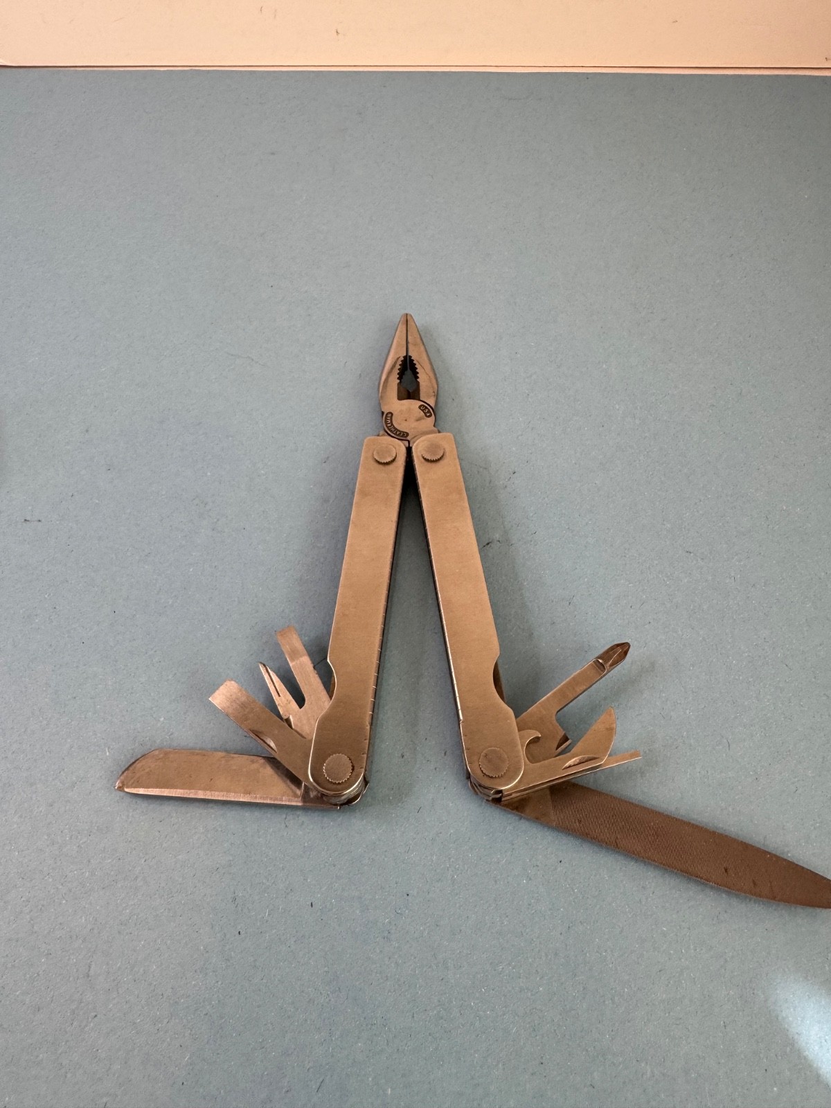Leatherman Rebar Multi Tool – Pliers, Knife, File, Saw, Screwdrivers