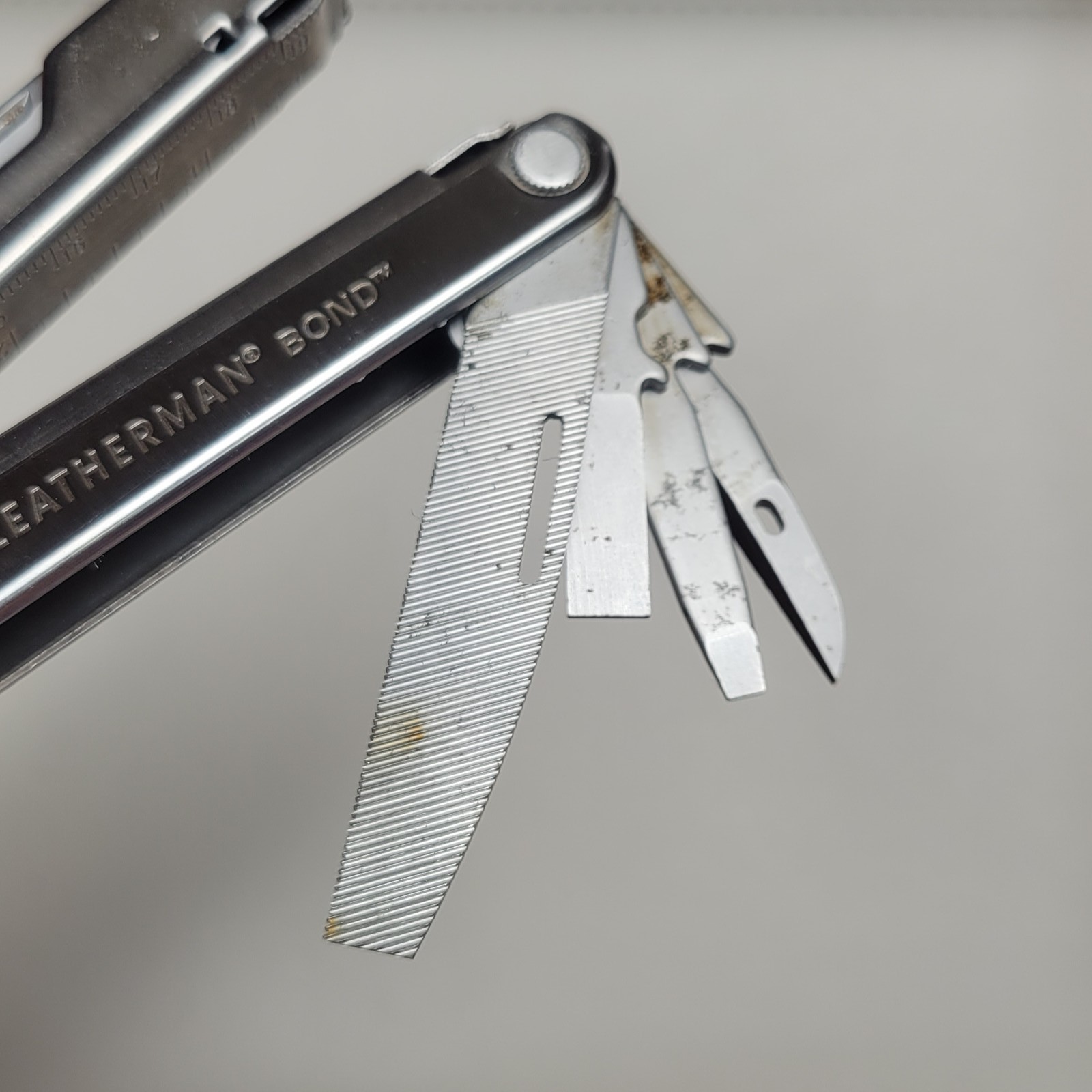 Leatherman Bond Multi Tool 14-in-1 EDC Multi-Pliers Stainless Steel