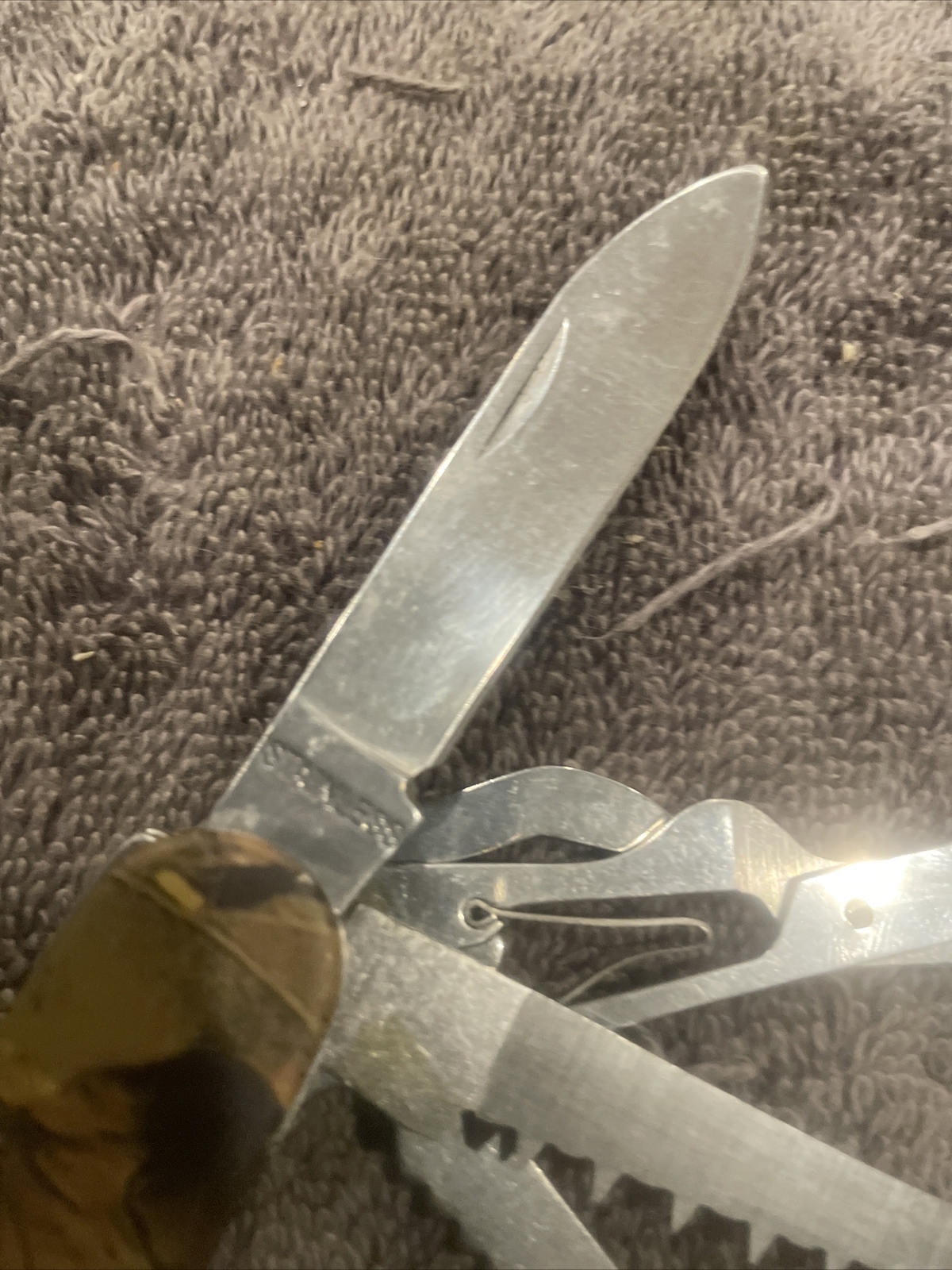 Appalachian Trail Camper Knife Multitool function Camo Design